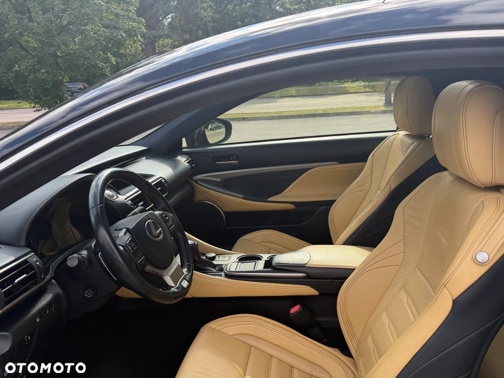 Lexus RC - 39