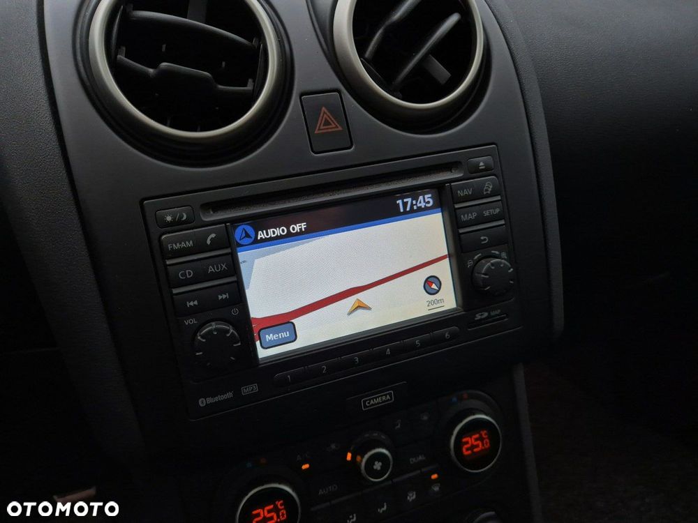 Nissan Qashqai 2.0 Acenta - 16