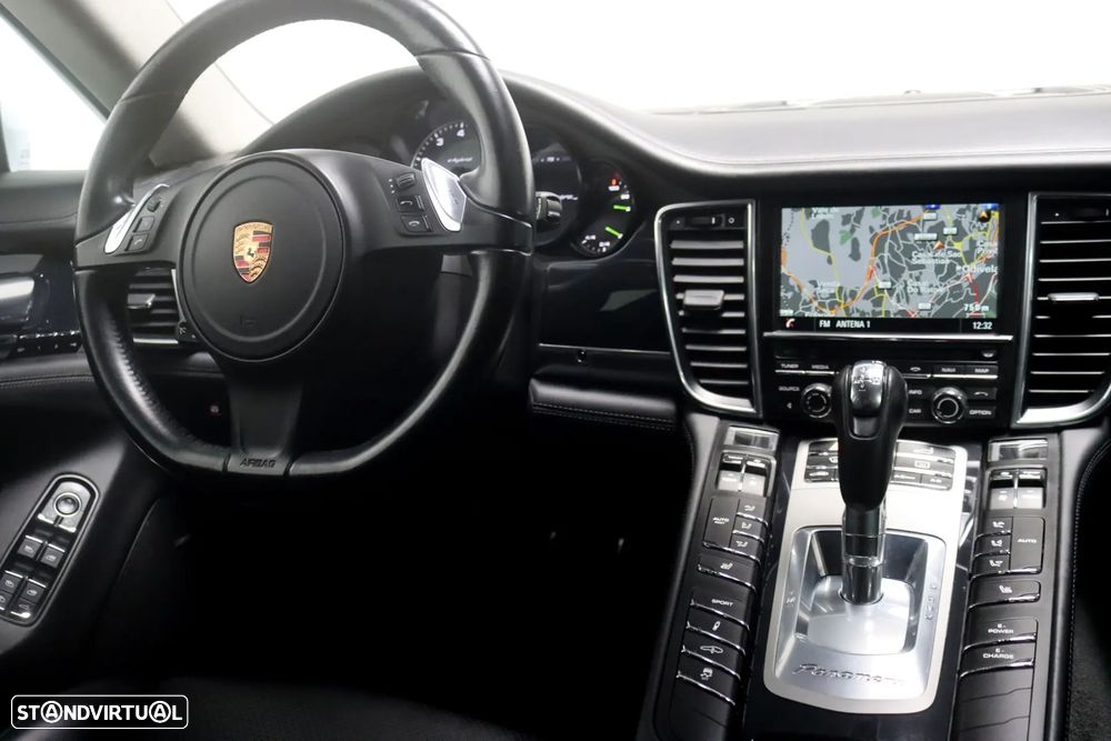 Porsche Panamera S Hybrid - 8