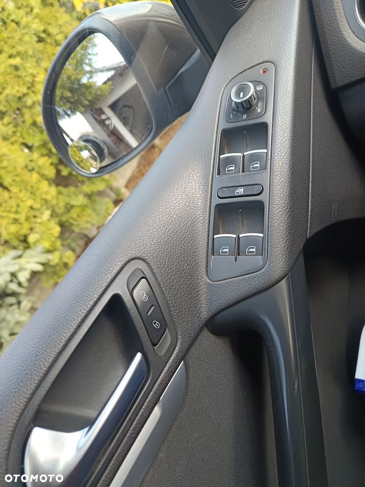 Volkswagen Tiguan - 23