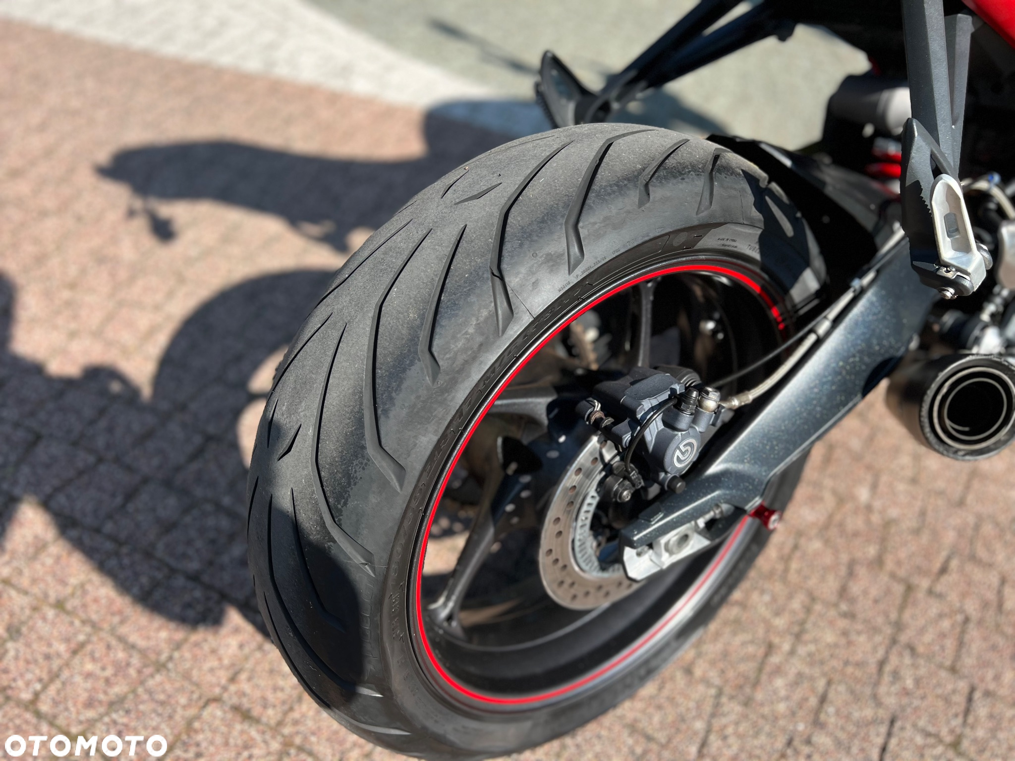 Triumph Street Triple - 13