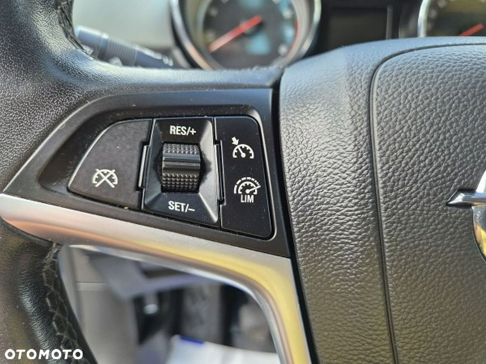 Opel Zafira - 27
