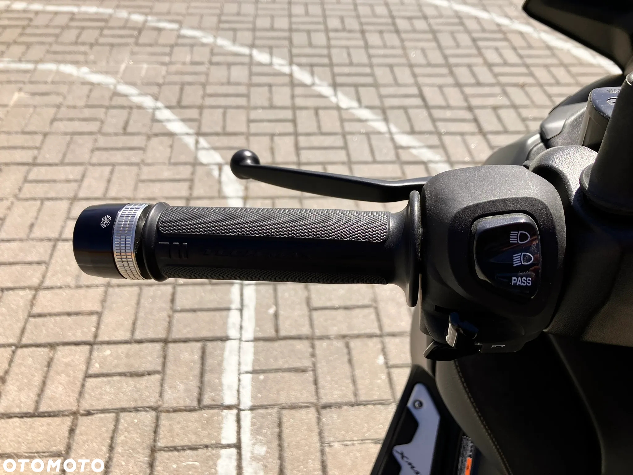 Yamaha X-max - 6