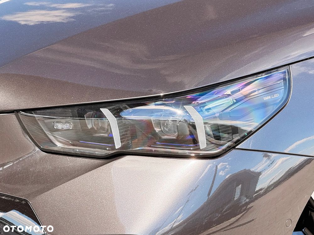 BMW Seria 5 520i - 8