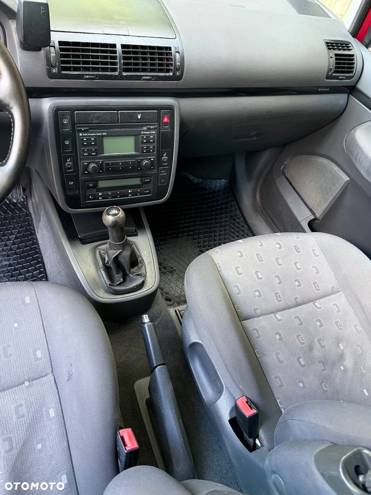Volkswagen Sharan - 22