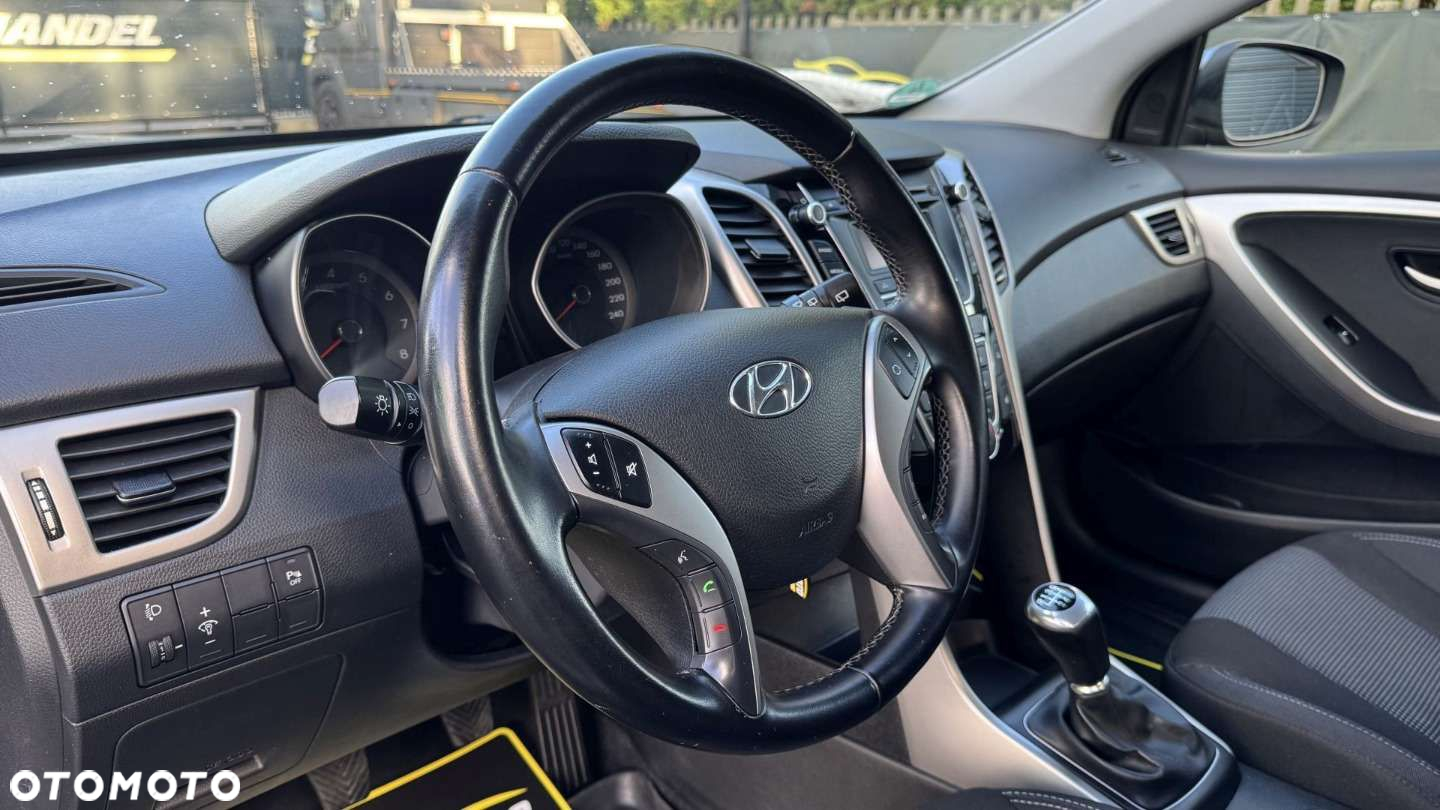 Hyundai i30 - 35
