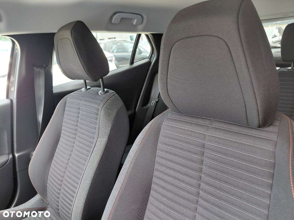 Peugeot 2008 - 13