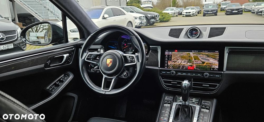 Porsche Macan Turbo - 19
