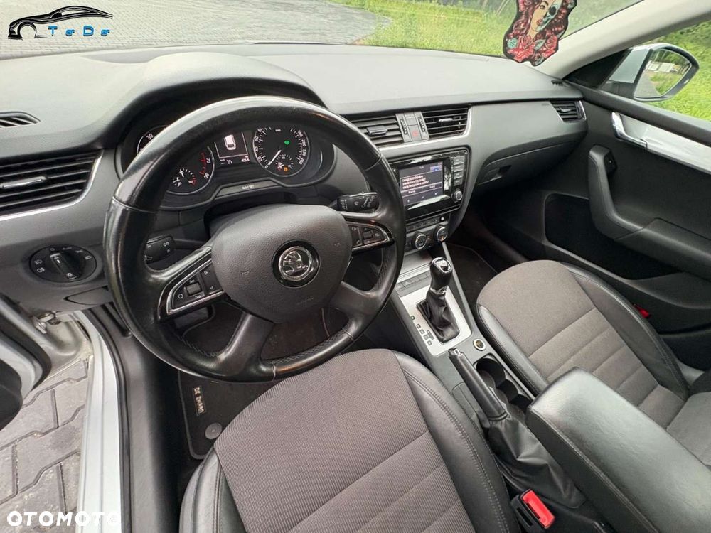 Skoda Octavia 1.4 TSI Elegance DSG - 20