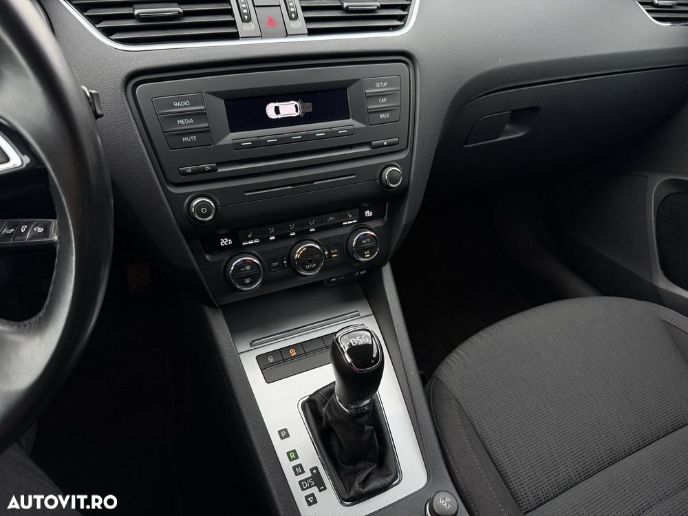 Skoda Octavia Combi 2.0 TDI DSG Premium Edition - 6