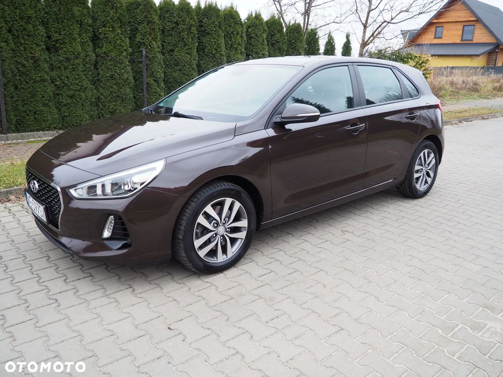 Hyundai i30 1.6 D Comfort - 12