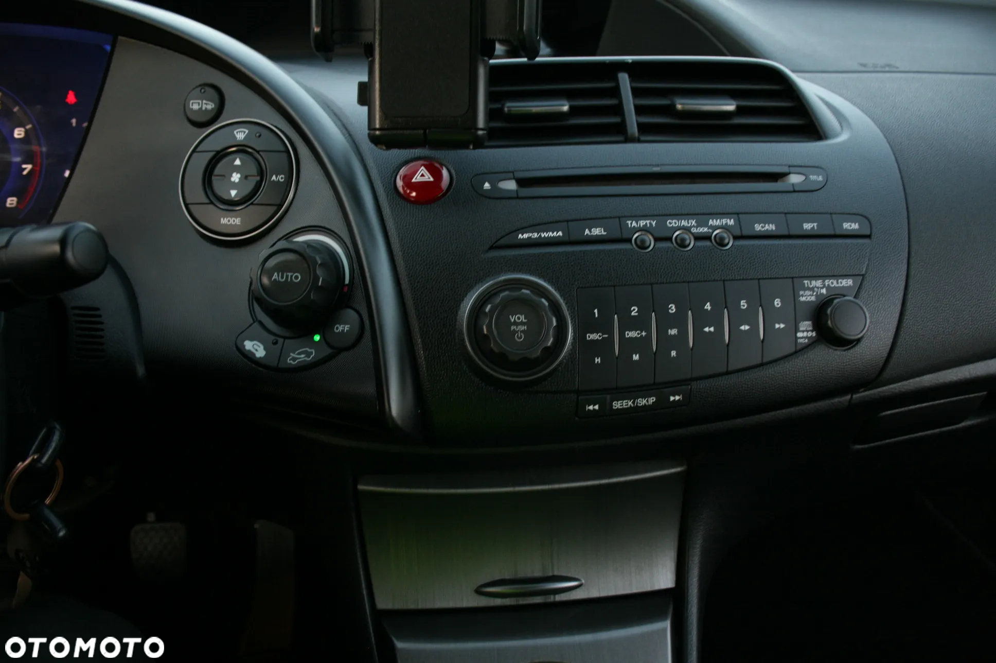 Honda Civic 1.4 Comfort - 13