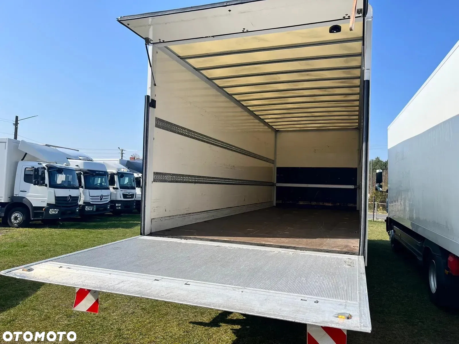 Mercedes-Benz ATEGO 1224L KONTENER 7.20 m | 18 PALET | WINDA | - 10