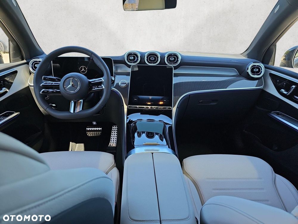 Mercedes-Benz GLC - 14