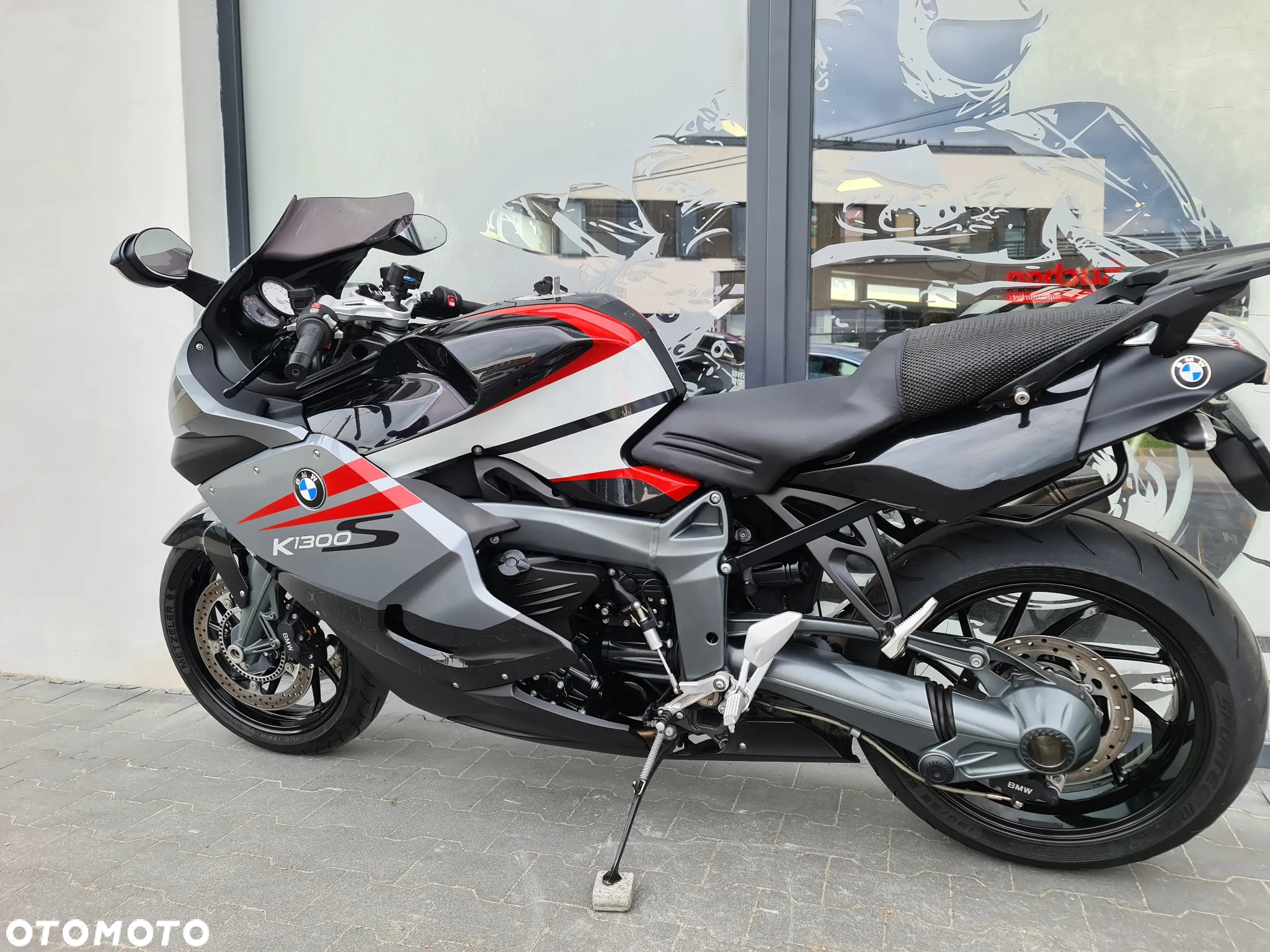 BMW K - 9