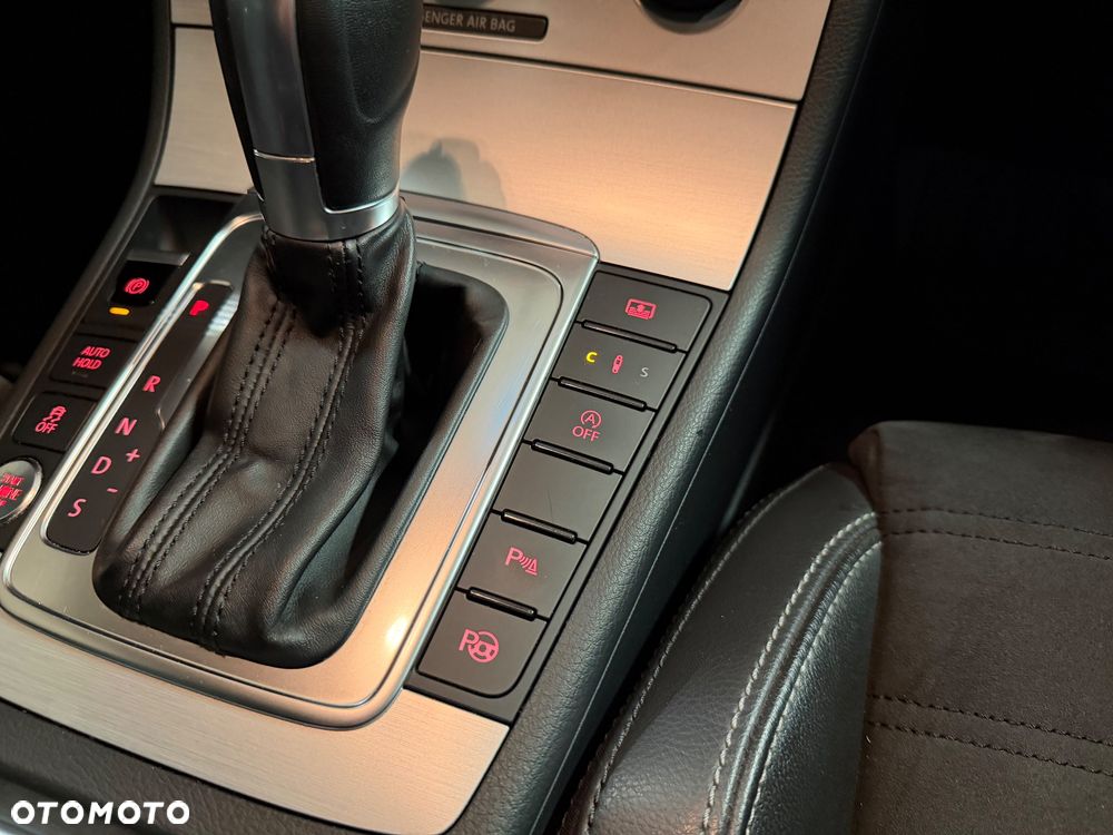 Volkswagen CC - 24