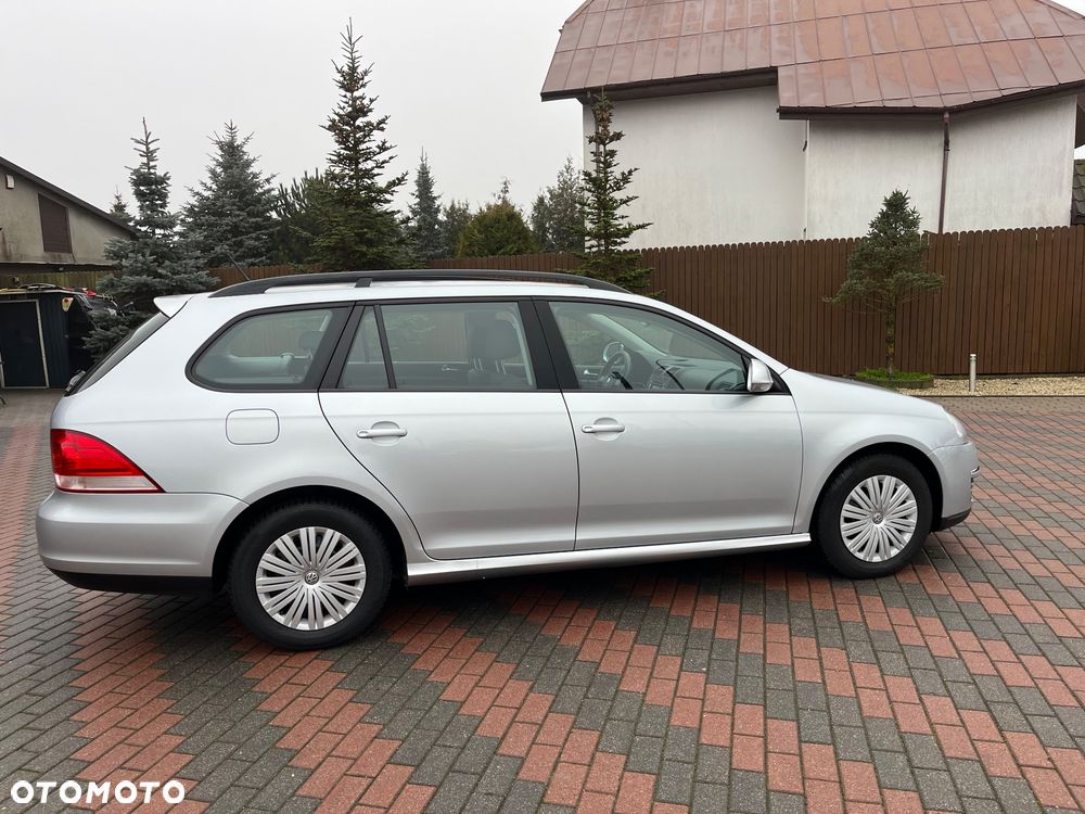 Volkswagen Golf 1.9 TDI DPF Trendline BlueMotion - 5