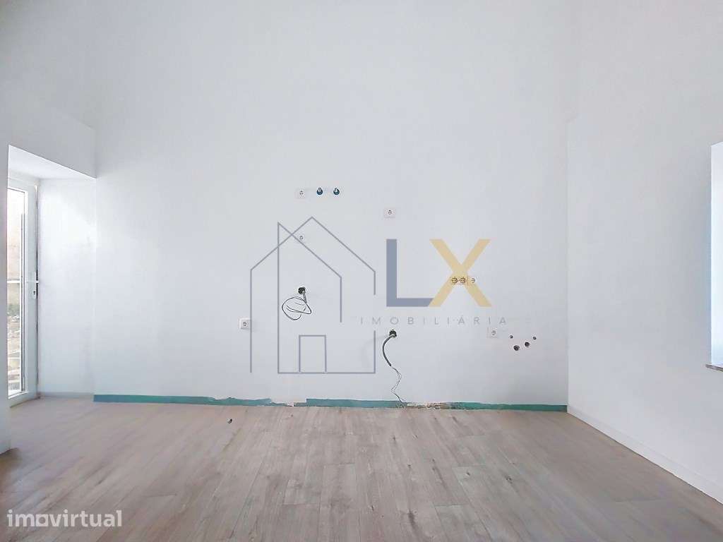 Moradia T2 totalmente remodelada em Mamarrosa com espaço externo. - Grande imagem: 5/11