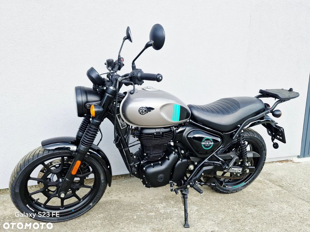 Royal Enfield HNTR - 4