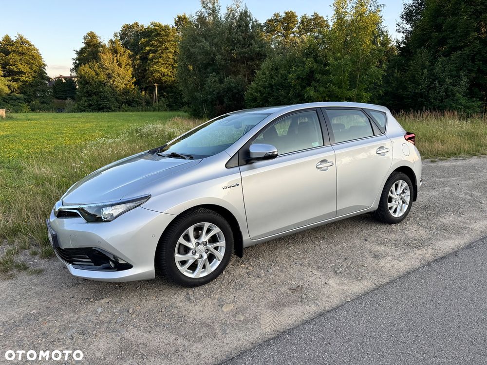Toyota Auris Hybrid 135 Comfort - 10