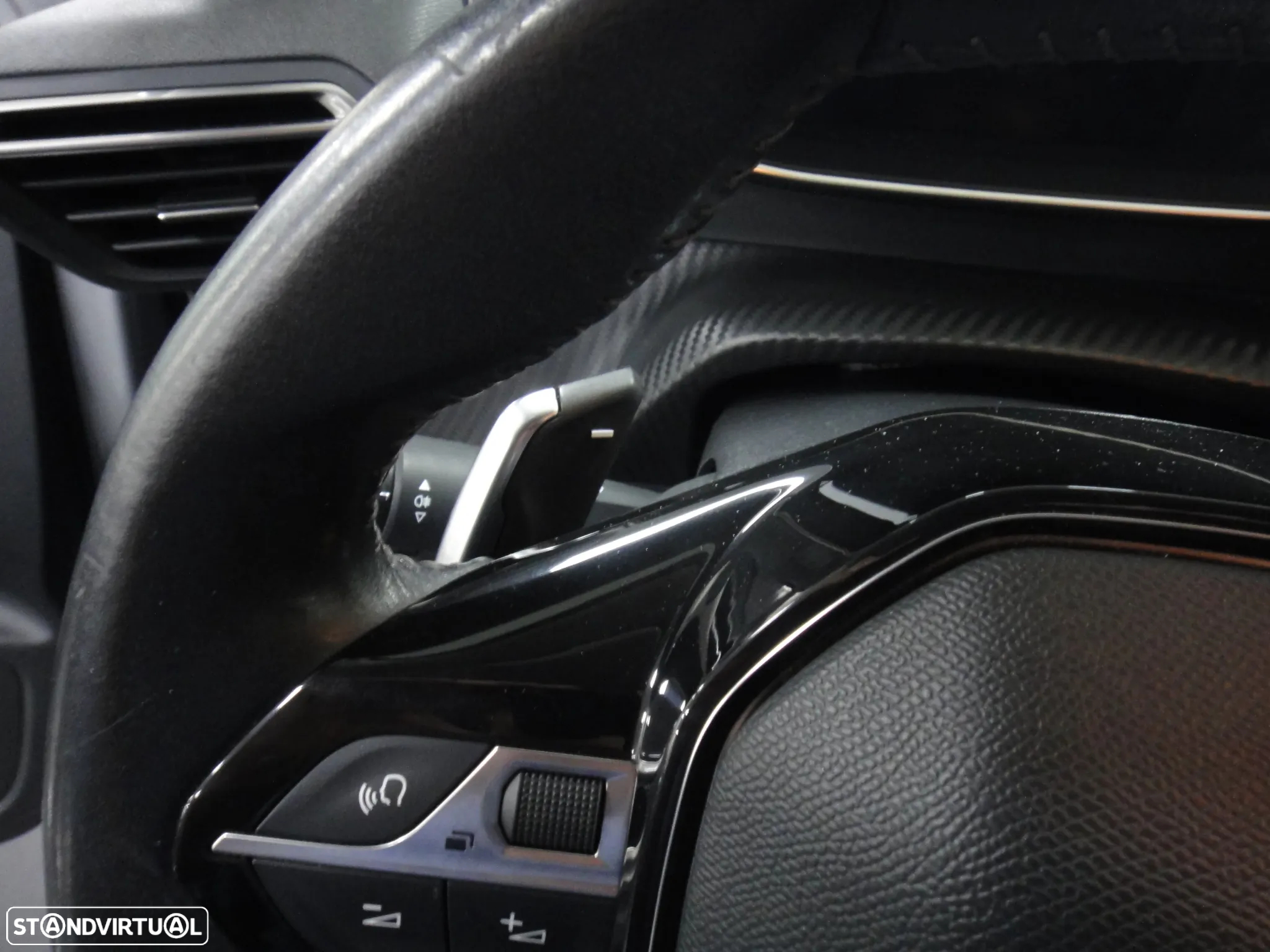 Peugeot 208 PureTech 100 EAT8 Allure Pack - 18