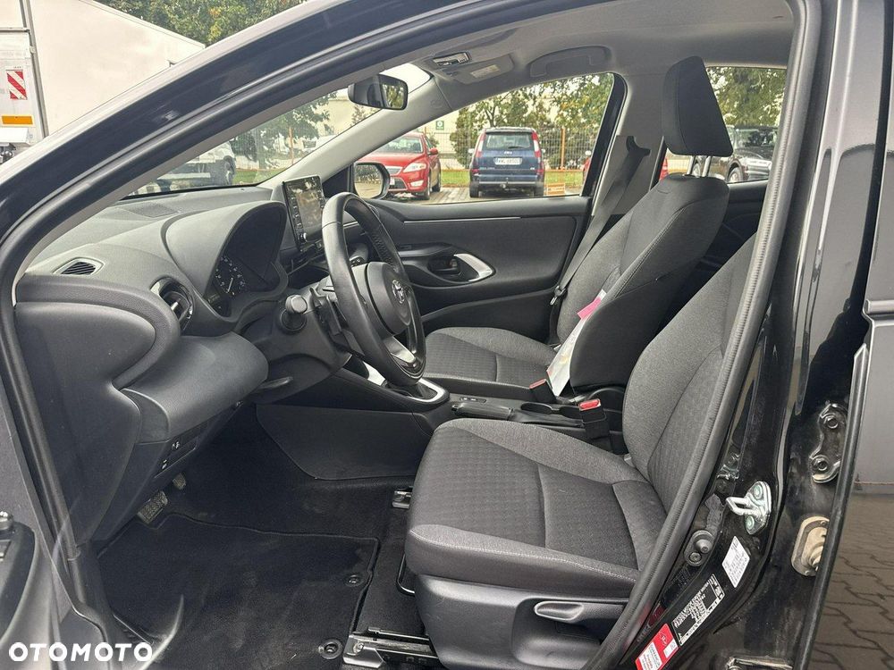 Toyota Yaris - 11