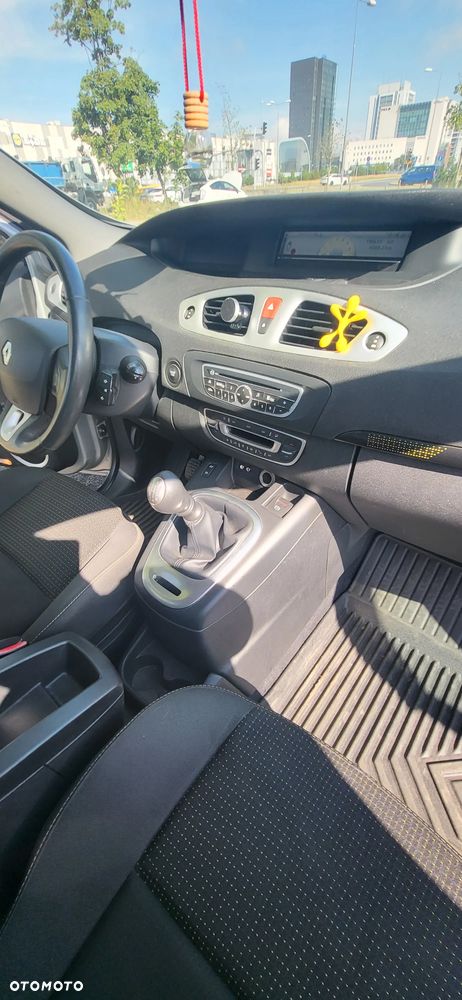 Renault Grand Scenic Gr 1.6 16V Authentique - 7