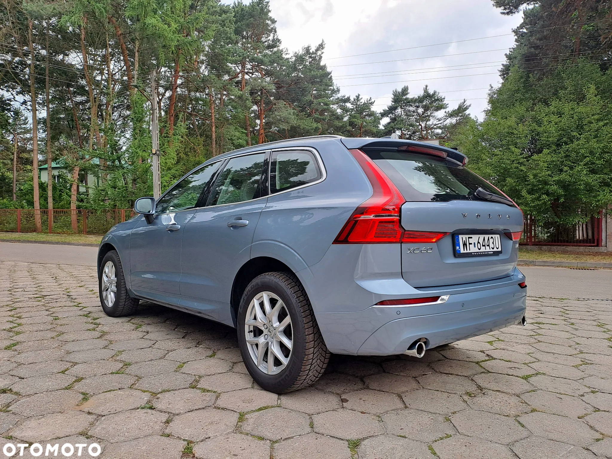 Volvo XC 60 B4 D AWD Momentum Pro - 3