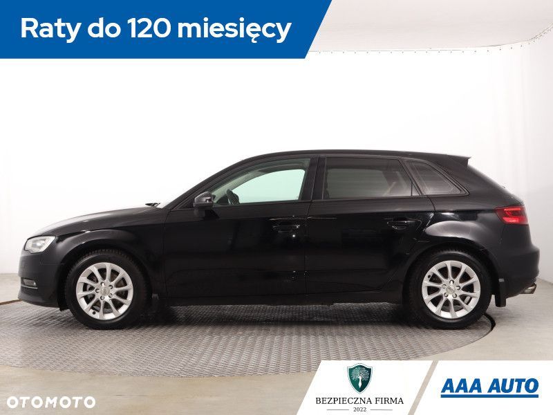 Audi A3 Sportback - 4