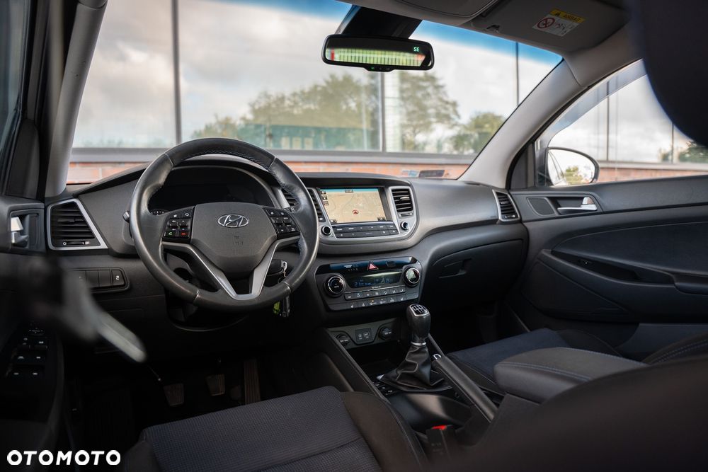 Hyundai Tucson 1.6 GDI BlueDrive Comfort 2WD - 27