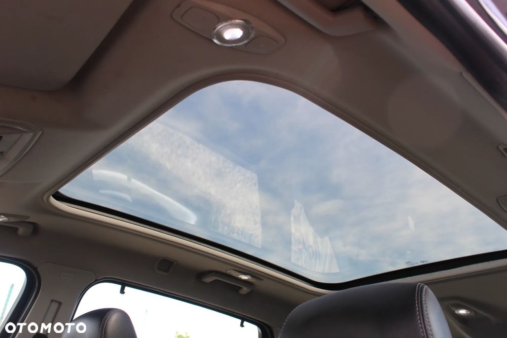 Ford S-Max 2.0 TDCi DPF Titanium - 25