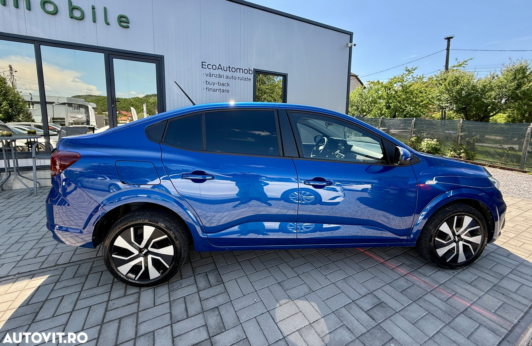 Dacia Logan TCe 90 MT6 Prestige - 3