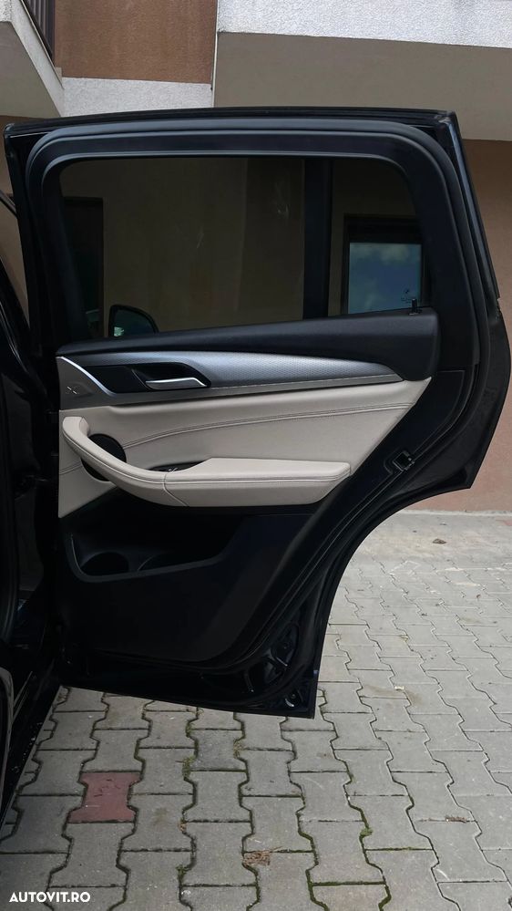 BMW X4 xDrive20i AT xLine - 10