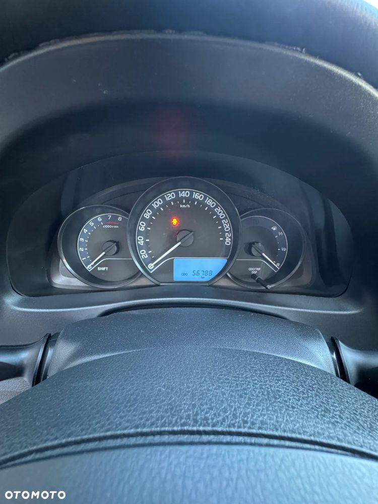 Toyota Auris 1.6 Active - 10