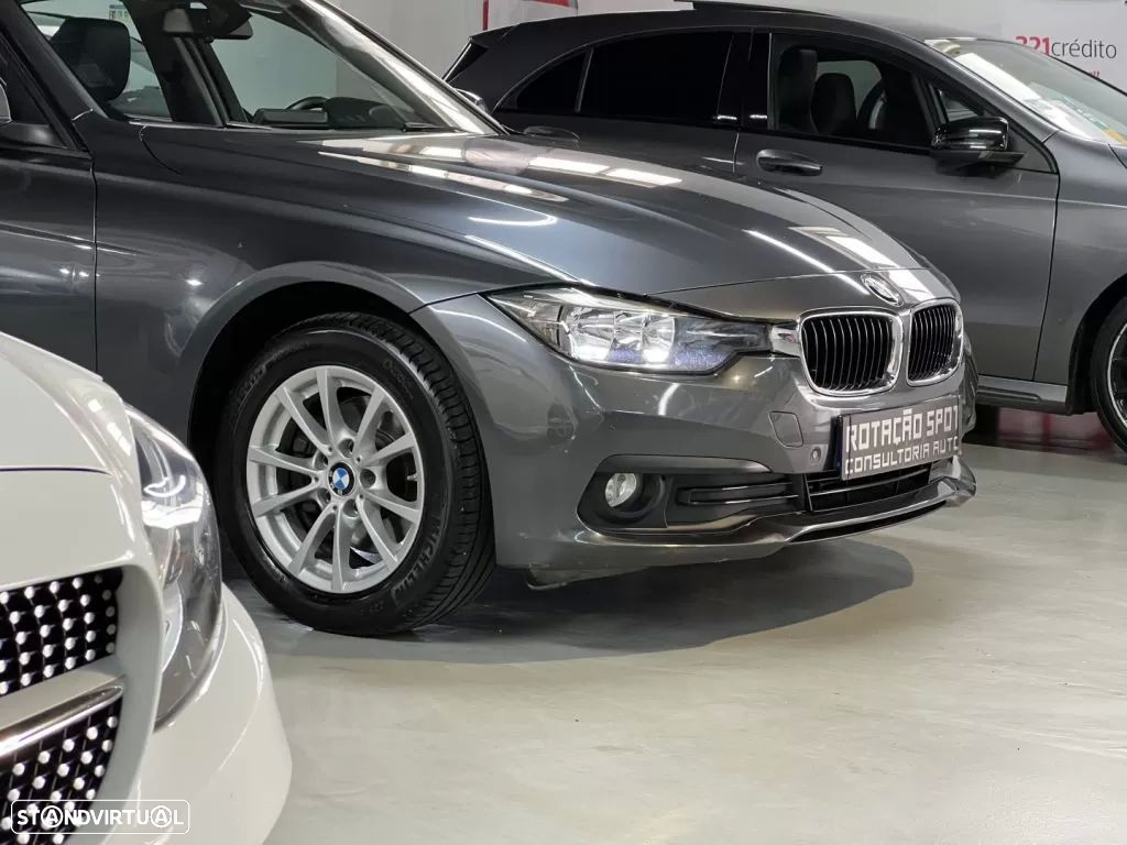BMW 320 d Line Luxury Purity - 20