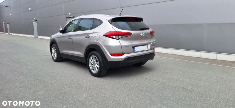 Hyundai Tucson 1.6 GDI BlueDrive Comfort 2WD - 12