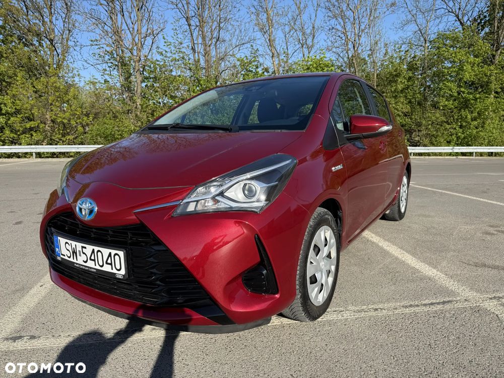 Toyota Yaris 1.5 - 6