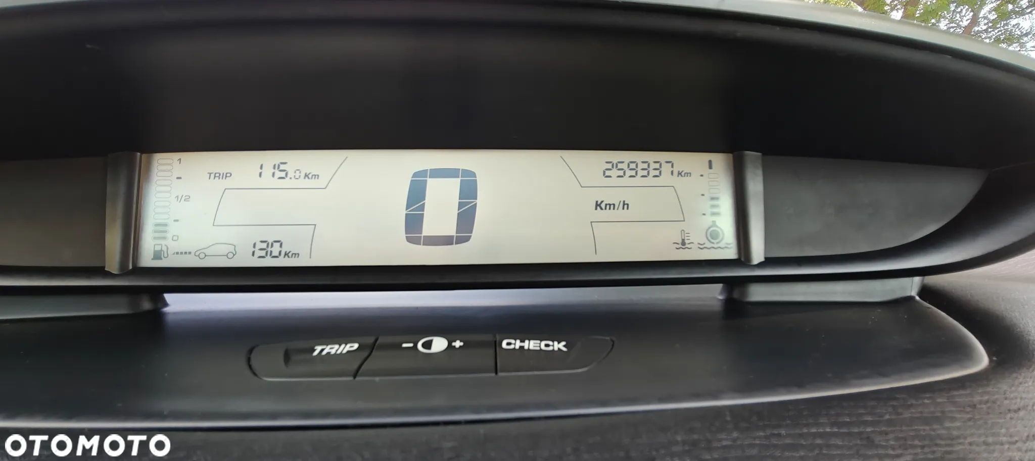 Citroën C4 1.6 16V Impress - 8