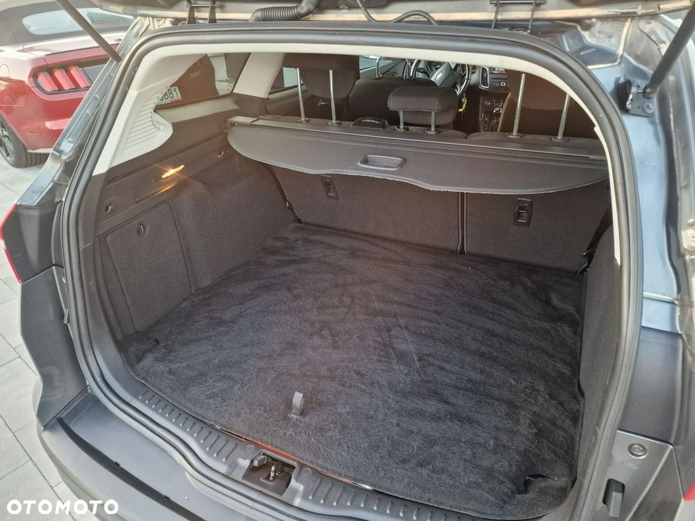 Ford Focus - 30