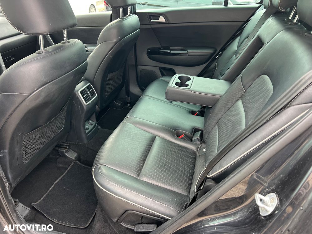 Kia Sportage 2,0 CRDI AWD Aut. GT Line - 9