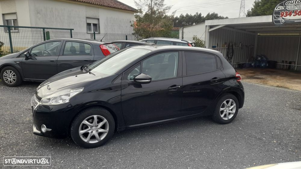 Peugeot 208 1.4 HDi Active - 3