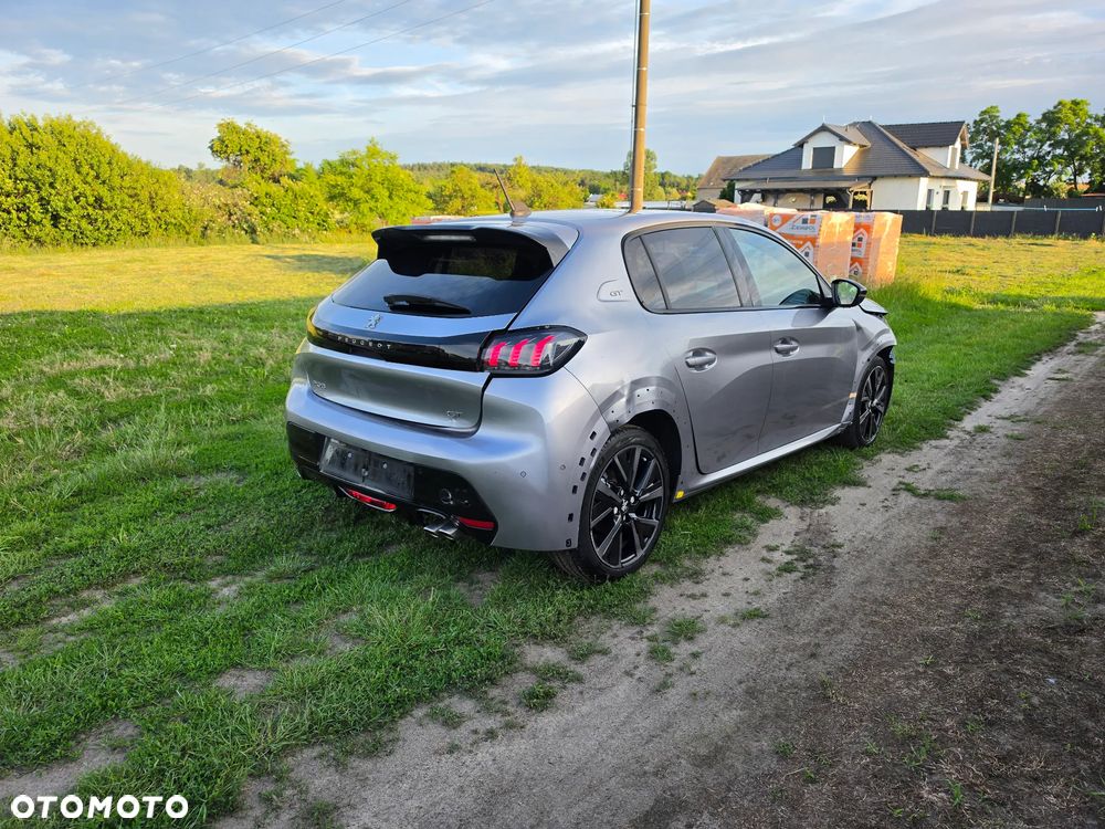 Peugeot 208 PureTech 130 EAT8 GT - 3