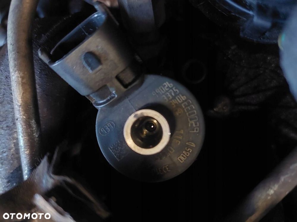 SILNIK DIESEL + POMPA WTRYSKI TURBO PEUGEOT 308 I T7 1.6 HDI 90 KM 9HX - 3