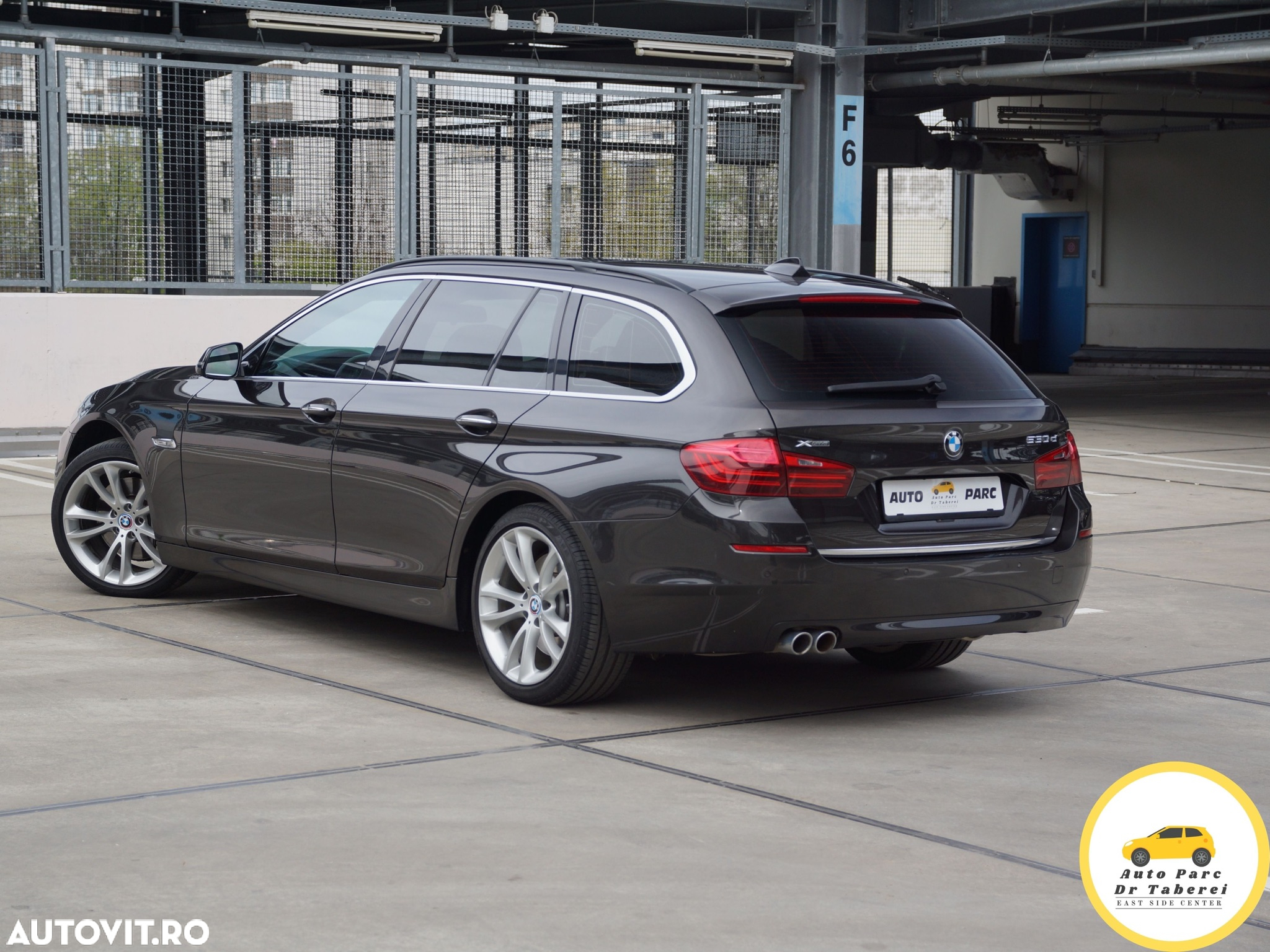 BMW Seria 5 530d xDrive Sport-Aut. Luxury Line - 11
