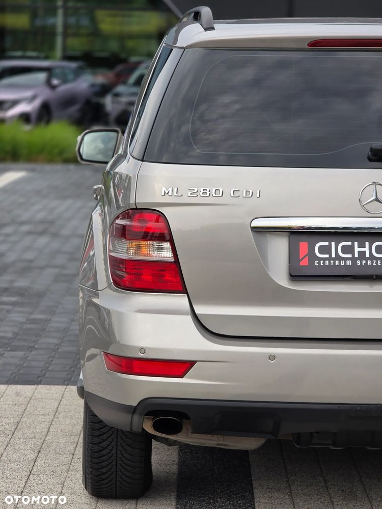 Mercedes-Benz ML - 13