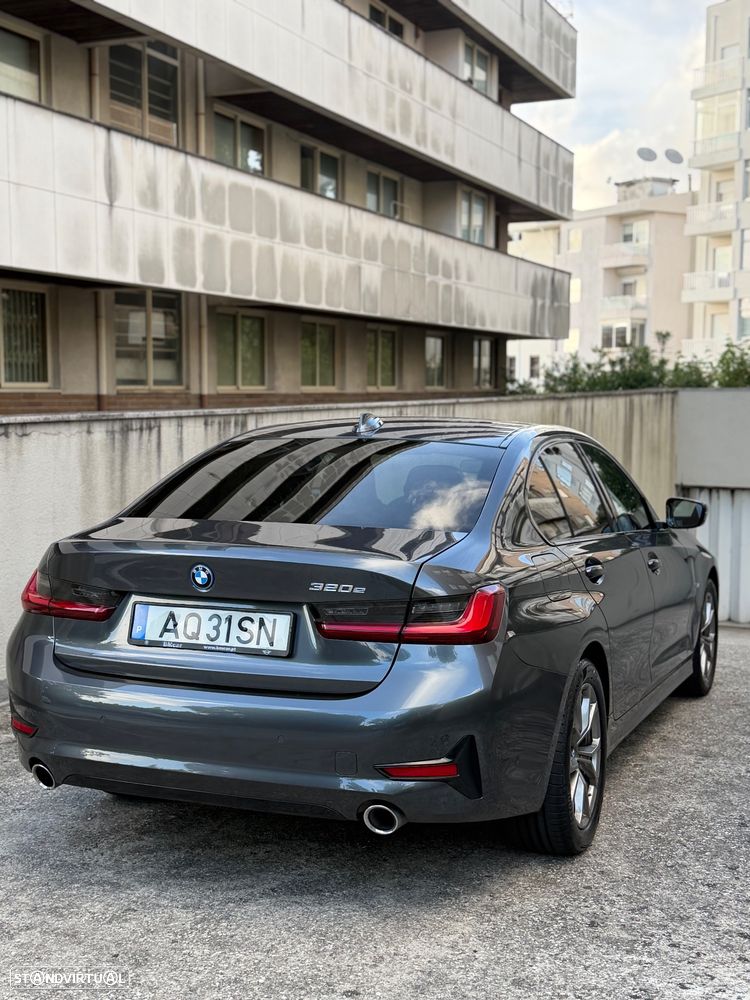 BMW 320 e Corporate Edition Auto - 11