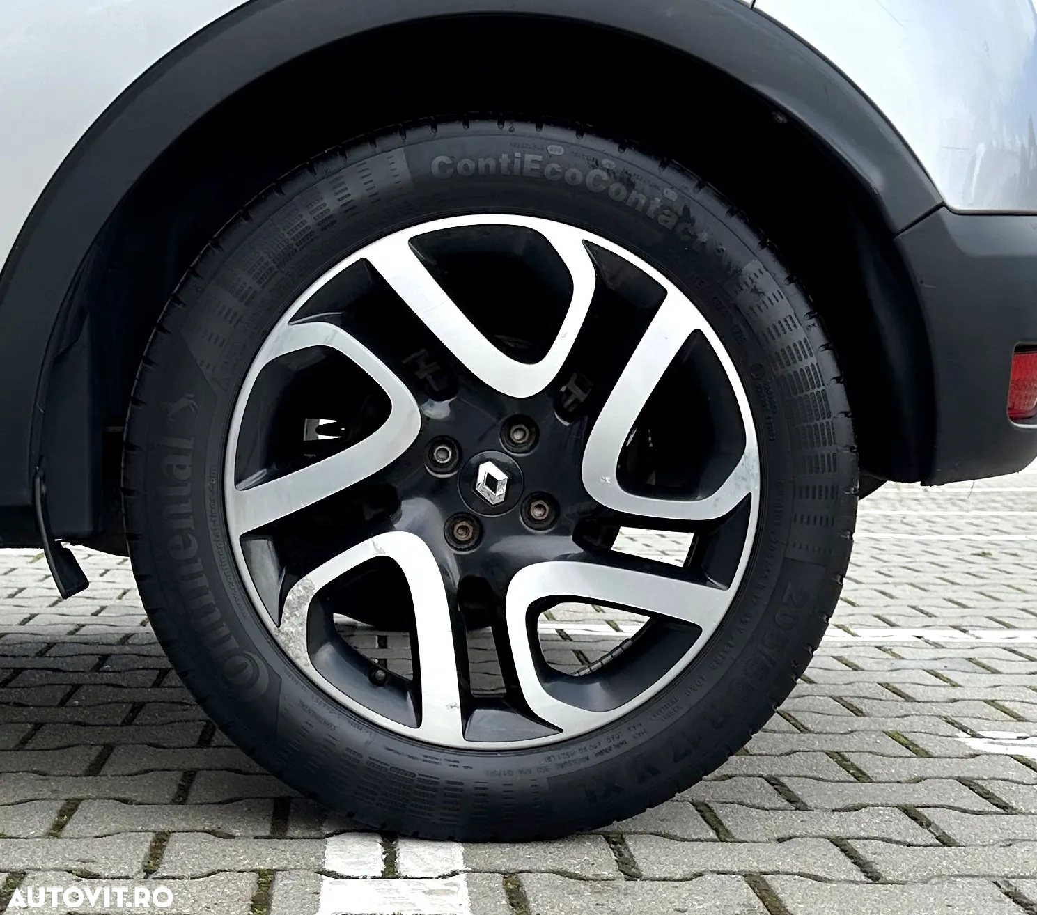 Renault Captur - 13