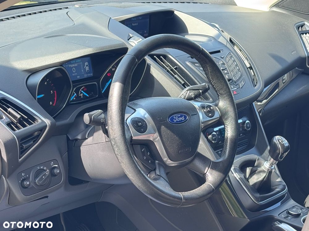 Ford Kuga 2.0 TDCi 2x4 Trend - 10