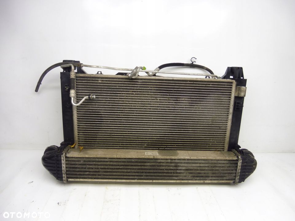 CHŁODNICE WENTYLATOR KOMPLET MERCEDES W245 2.0 BEN - 1