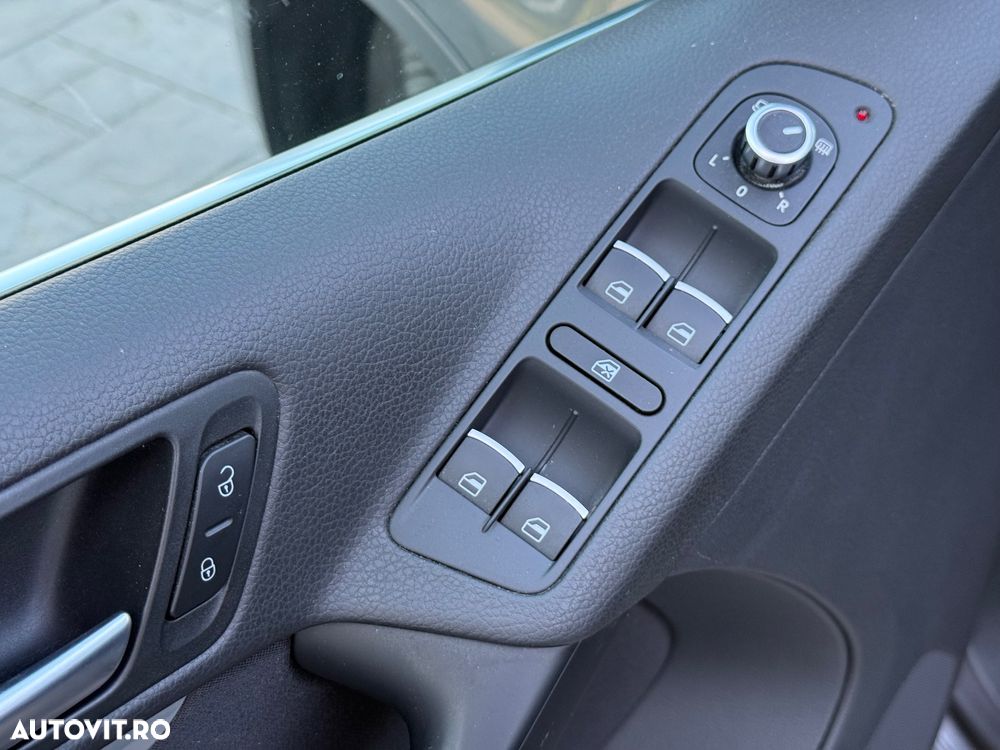 Volkswagen Tiguan 2.0 TDI DPF BlueMotion Technology Trend & Fun - 13